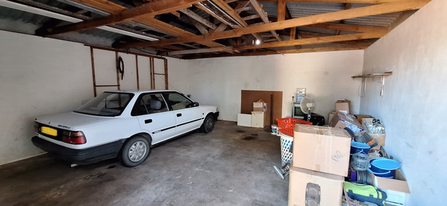 4 Bedroom Property for Sale in Riversdale Western Cape